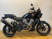Load image into Gallery viewer, Harley-Davidson Pan America
