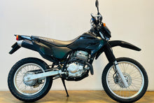 Load image into Gallery viewer, Honda XR 250
