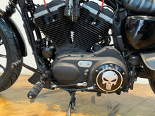 Load image into Gallery viewer, Harley-Davidson Iron 883
