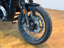 Load image into Gallery viewer, BMW R nineT
