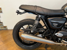 Load image into Gallery viewer, Triumph Street Twin
