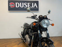 Load image into Gallery viewer, TRIUMPH BONNEVILLE SE
