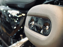 Load image into Gallery viewer, Harley Davidson Roadster 1200 XL
