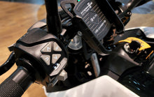 Load image into Gallery viewer, KTM DUKE 390
