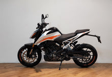 Load image into Gallery viewer, KTM DUKE 390
