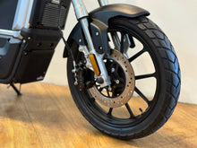 Load image into Gallery viewer, HORWIN CR6 ELECTRIC MOTORCYCLE

