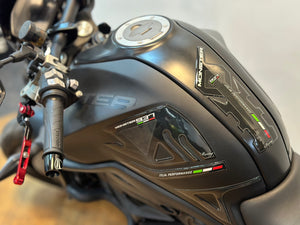 Ducati Monster 937
