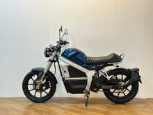 Load image into Gallery viewer, HORWIN CR6 ELECTRIC MOTORCYCLE
